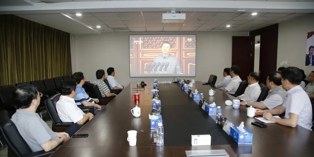 江南官方网页版集团广大党员群众收听收看大会实况直播反响热烈