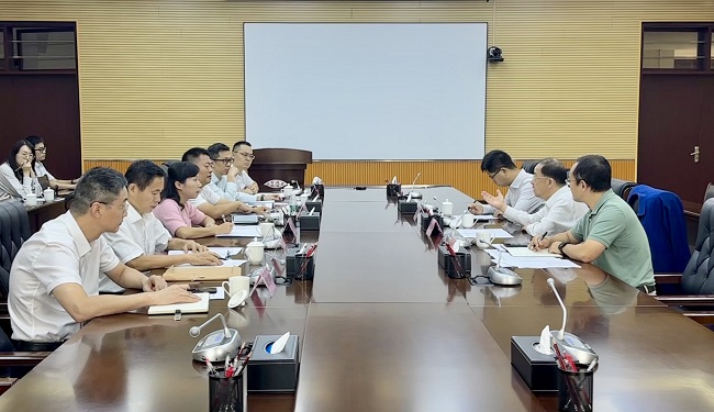 江南(中国)江南官方网页版副总经理周旗钢拜会佛山市副市长文曦