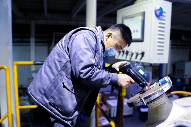 主题教育进行时 | “学思想、强党性、重实践、建新功”江南官方网页版故事系列展播（八）以“江南(中国)制造”靶材，创“江南(中国)震撼”芯片