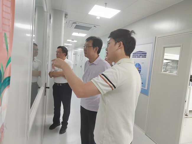 江南(中国)江南官方网页版外部董事到江南官方网页版广东院调研