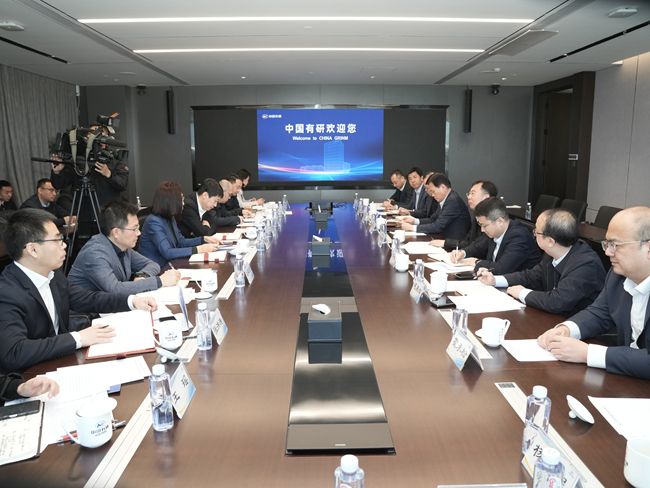 北京市怀柔区委书记郭延红一行到访江南(中国)江南官方网页版
