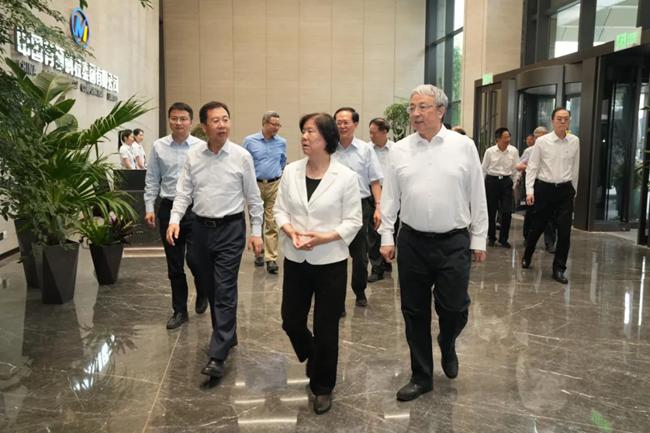 全国政协副主席沈跃跃、王光谦一行到江南(中国)江南官方网页版调研