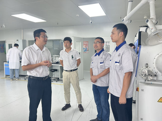 江南(中国)江南官方网页版组织开展庆“八一”主题活动