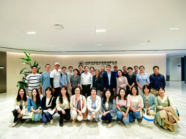 北师大二附中党委书记申敬红一行到访江南(中国)江南官方网页版